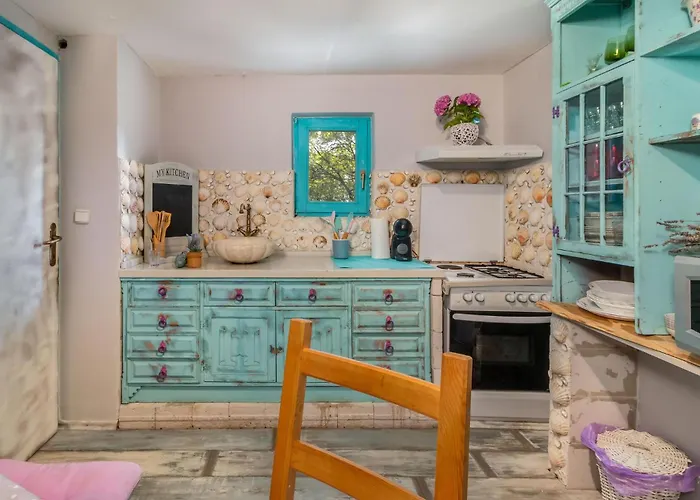 Awesome In Kostrena With House Sea View Case de vacanță *